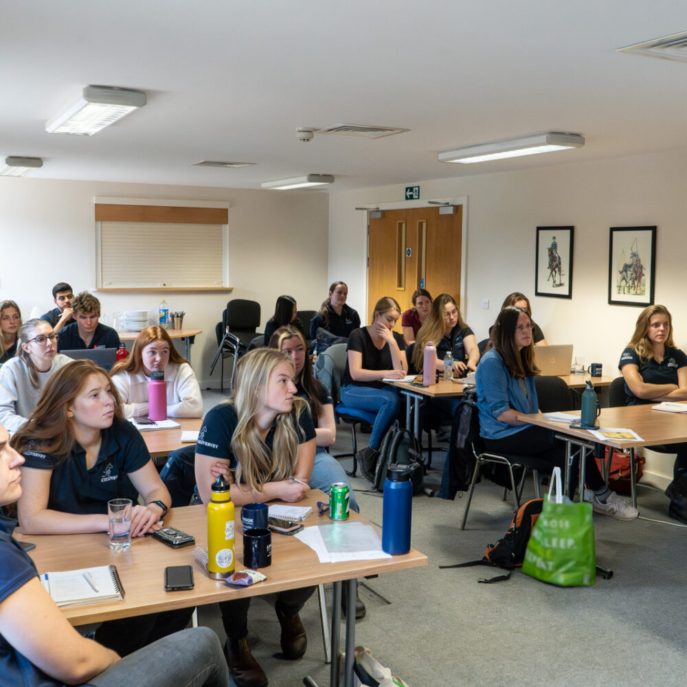 Graduate week helps new vets get their careers off to the best start